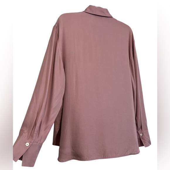 VINCE Relaxed Silk Blend Button Up Blouse, Interior Front Pocket, Lilac Stone XL - Picture 4 of 13